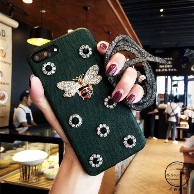 Ốp lưng queen bee