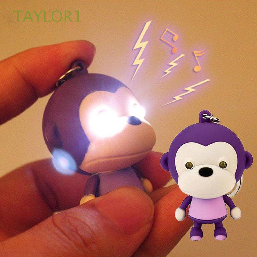 Móc Khóa Hình TAYLOR1 Có Đèn LED Nhiều Màu Dễ Thương