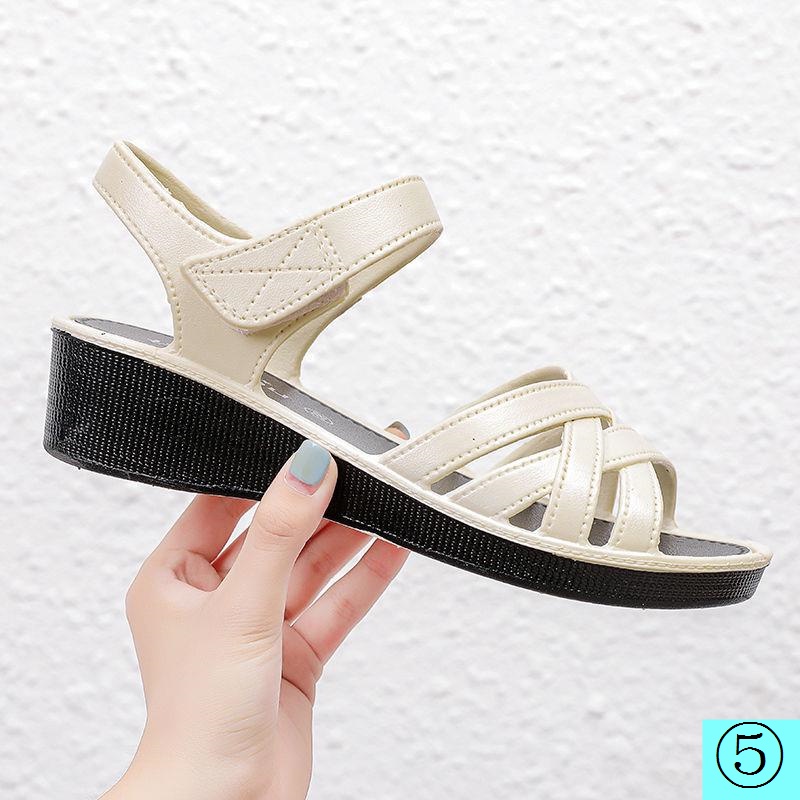 Giày Sandal Cao Su Đế Mềm Size Lớn 2022 Cho Phụ Nữ Trung Niên