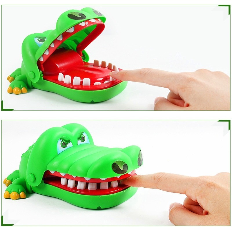 Đồ chơi hàm cá sấu cắn tay vui nhộn độc đáo
