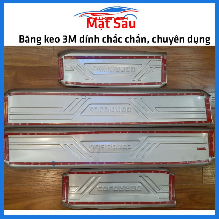 Bộ ốp bậc cửa trong ngoài Colorado 2015-2016-2017-2018-2019-2020-2021-2022 Inox chống trầy trang trí xe