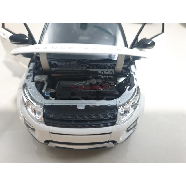 Xe mô hình Range Rover Evoque, tỉ lệ 1:24, màu trắng