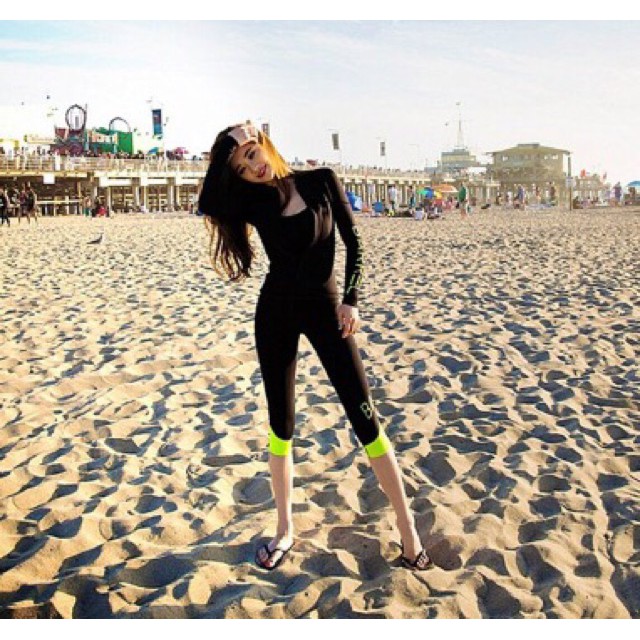 Giá sập sànSet bơi 4 mảnh quần lửngSiêu HOT | BigBuy360 - bigbuy360.vn