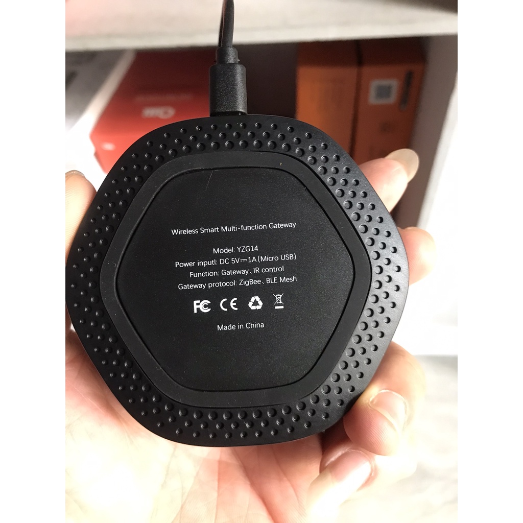 Bộ trung tâm zigbee đa năng tích hợp blue mesh và hồng ngoại ir, gateway điều khiển nhà thông minh tuya/smartlife