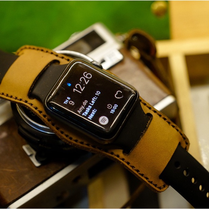 Tấm đệm dây apple watch chống mồ hôi da bò vàng sáng kiểu quân đội handmade bền chắc cực đẹp RAM Leather B2