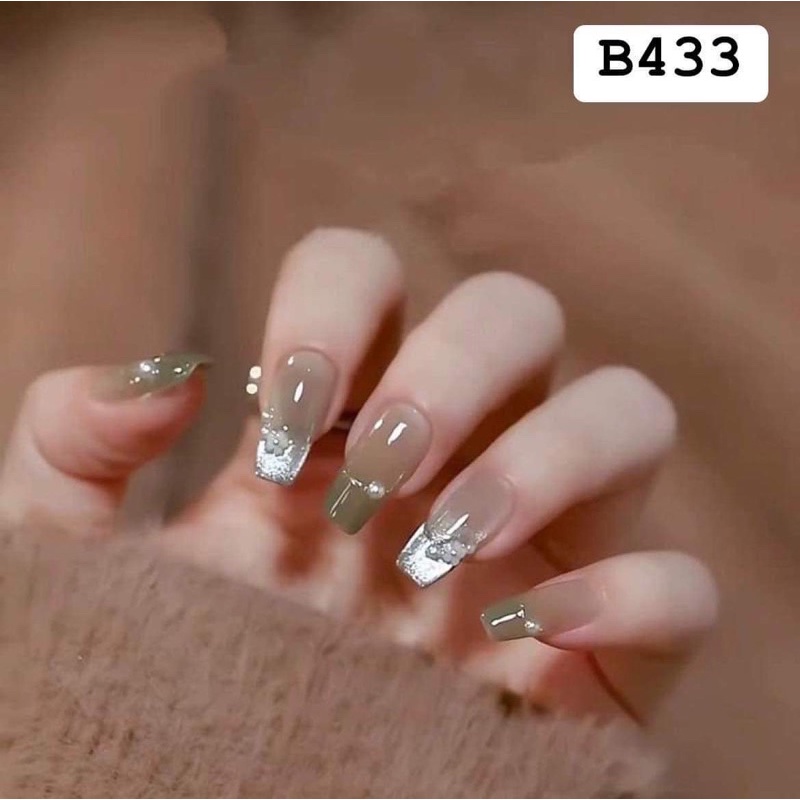 Móng giả đính đá B433