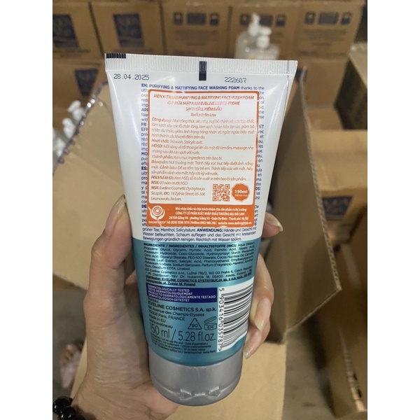 Sữa rửa mặt nam Eveline Men X-treme sạch sâu, kiềm dầu 150ML