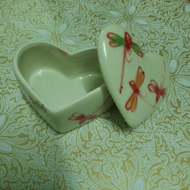 Hộp gốm Bát Tràng