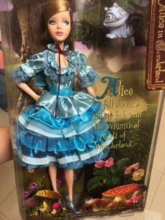 Búp bê barbie Alice wonderland