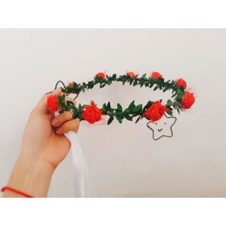Vòng hoa đội đầu