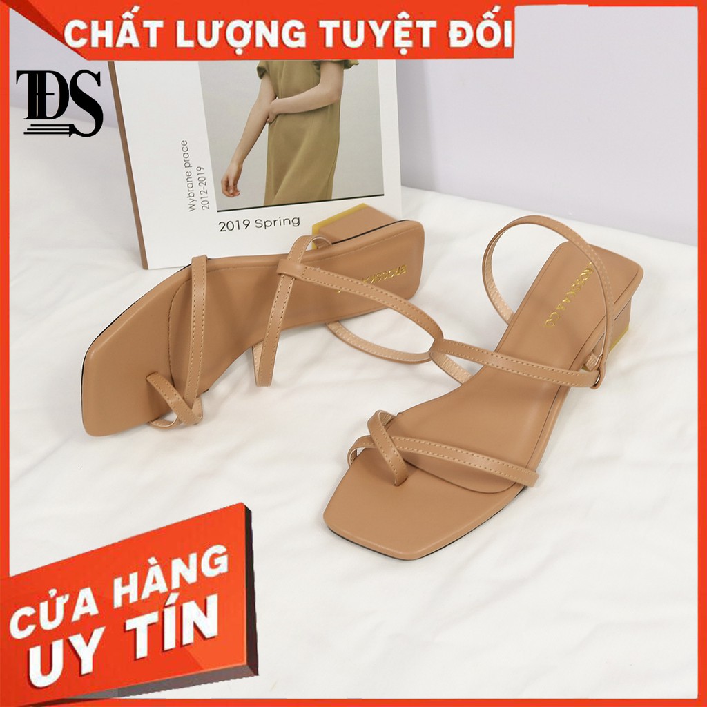 Giày Sandal Nữ Xỏ Ngón Gót Vuông Mũi Vuông Phối Dây Quai Mảnh Tinh Tế Erosska Cao 5 Cm Màu Đen Da Bò Kem