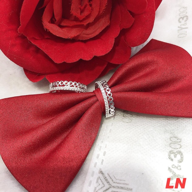 NHẪN NỮ VIỀN TIM - NHẪN NỮ BẠC TA