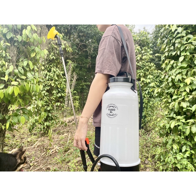 Bình phun sương điện 8L màu Đen tưới cây phun xịt thuốc trừ sâu trừ cỏ - YUDO