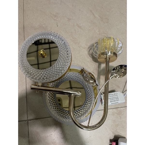 ĐÈN TƯỜNG TRANG TRÍ CẦU THANG , TRANG TÍ PHÒNG NGỦ ĐIỆN 22v