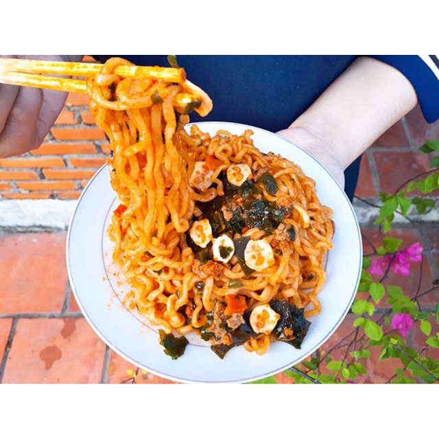 Mì Cay Hải Sản Neoguri Nongshim - Nhập Khẩu Hàn Quốc | BigBuy360 - bigbuy360.vn