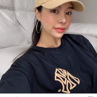 Áo Thun Tay Lỡ MLB LIKE Unisex (Trắng/Đen)