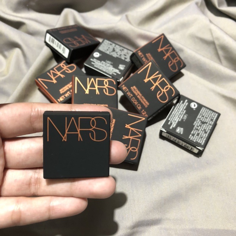 Phấn tạo khối mini NARS BRONZER - MÀU LAGUNA (1.2g) | BigBuy360 - bigbuy360.vn