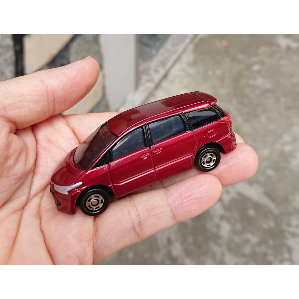 Mô hình siêu xe Toyota Estima màu đỏ mở được cốp sau tomica Nhật bản