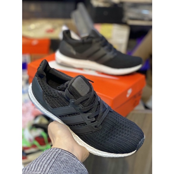 Giày ultra boost 4.0 đen trắng