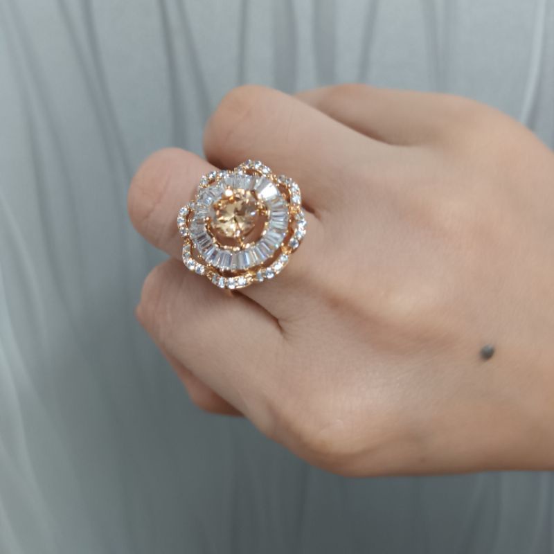 Nhẫn nữ đá oha lê lấp lánh đi tiệc đi chơi đều sang chảnh chất liệu Thép Titan không đen không bay màu