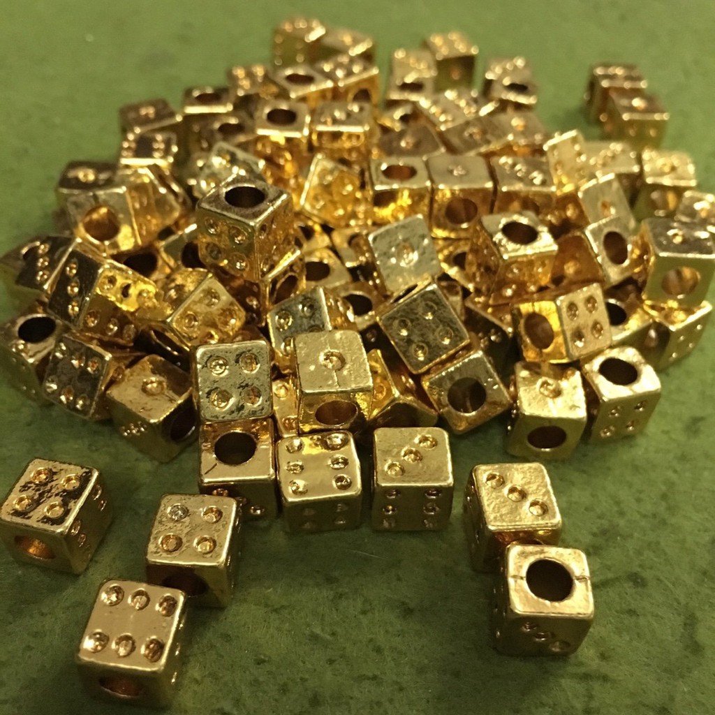 TTVDV47 Xúc xắc mạ vàng tĩnh điện size 8*9mm 10 cái/bịch