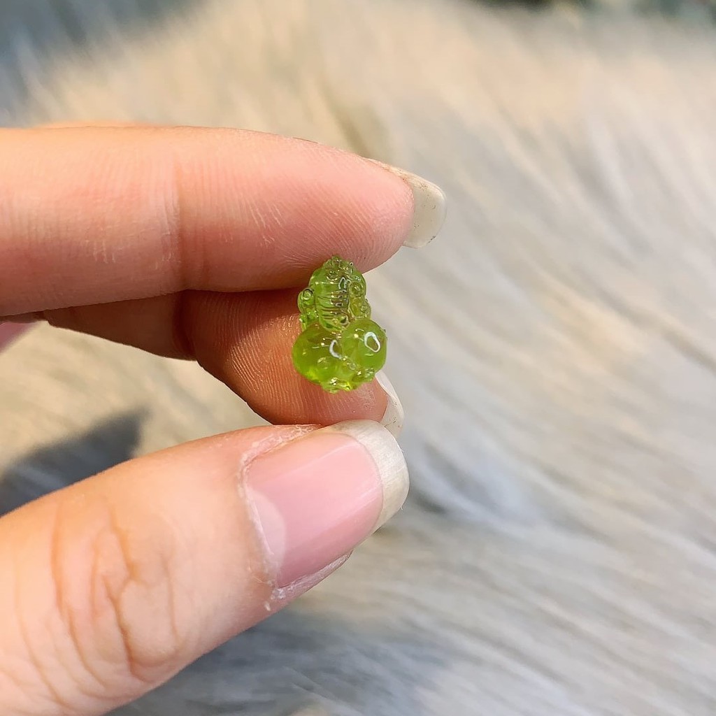 Tỳ Hưu màu xanh lá mini, Tỳ Hưu đá Peridot size nhẫn - Vượng Tài Gems