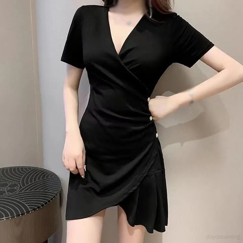 Đầm Đen Tay Ngắn Cổ Chữ V Thiết Kế Không Đồng Đều Xinh Xắn Thời Trang Dành Cho Nữ