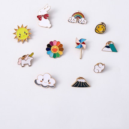 Ghim cài áo hình hoạt hình phong cách Hàn Quốc dễ thương