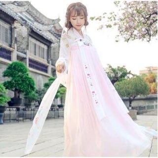 Hán phục thêu ngực màu hồng