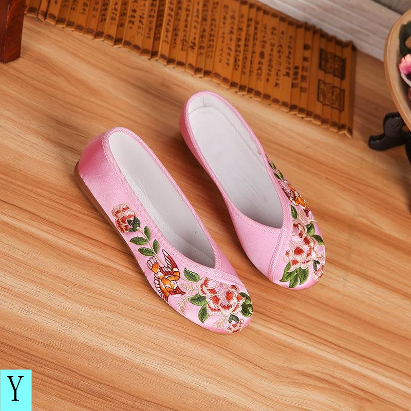 Giày Búp Bê Đế Bằng Mũi Vuông Thêu Họa Tiết Hoa Phong Cách Dân Tộc Bắc Kinh Cổ Điển Mới Cho Nữ