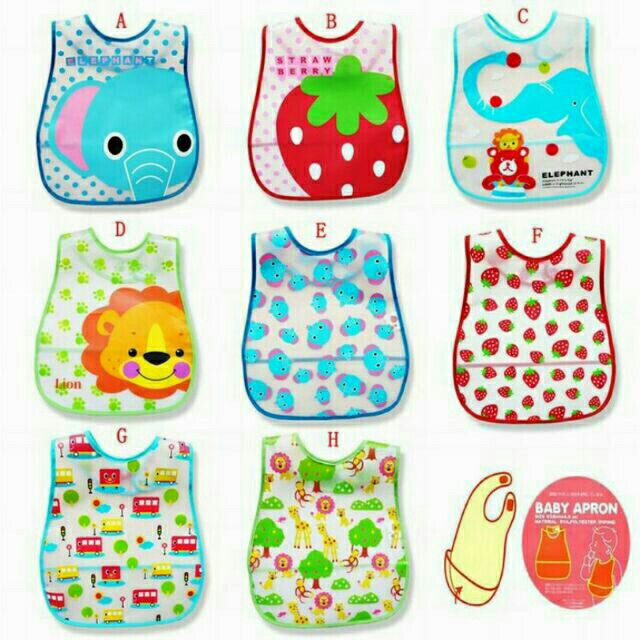 Yếm máng nhựa dùng cho bé khi ăn