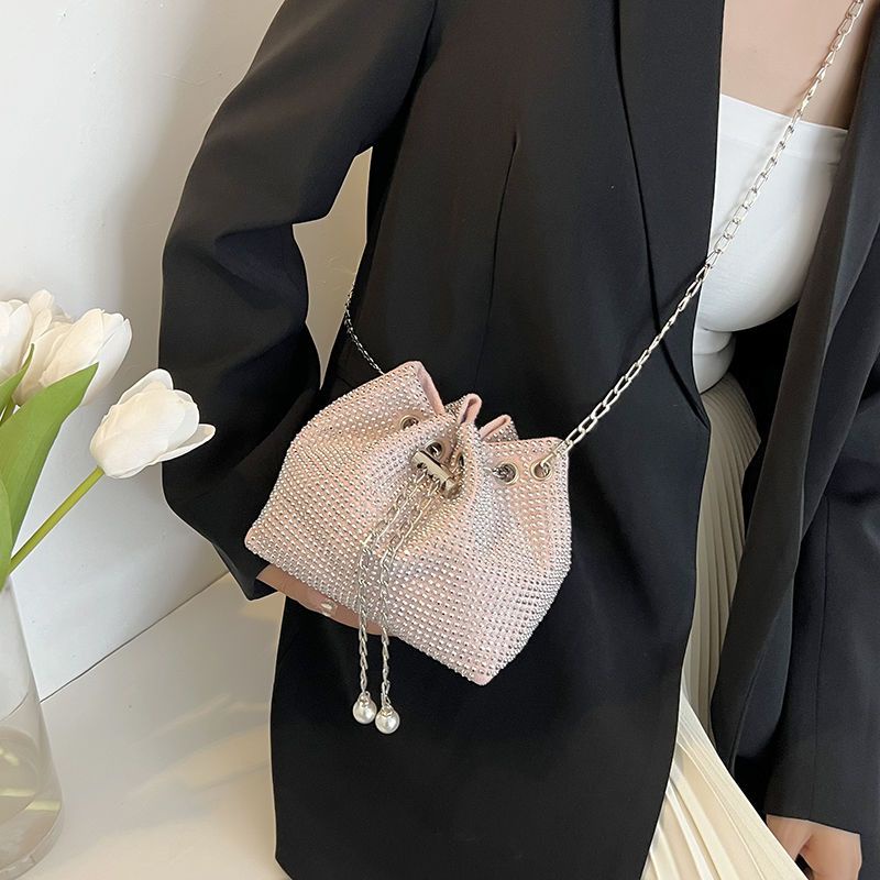 This year, small bags are popular for women's 2022 new summer bright diamond with bucket bag, ins chain satchel bag