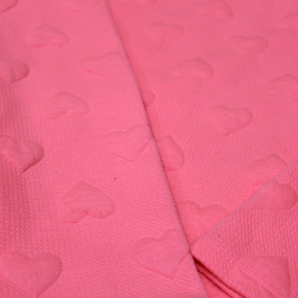 Áo sweater LOVE IS IN THE AIR thêu nổi màu hồng nữ tính | BigBuy360 - bigbuy360.vn