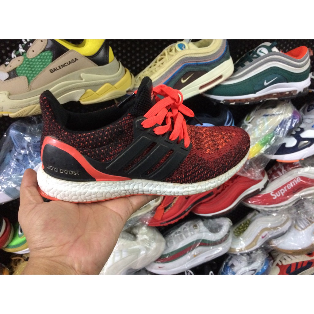 Giày thể thao ultra boost mầu đỏ quai đen