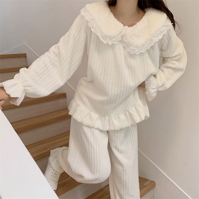 Bộ Đồ Ngủ Vải Lông Cừu San Hô Kiểu Công Chúa Dễ Thương Cho Nữ Sinh