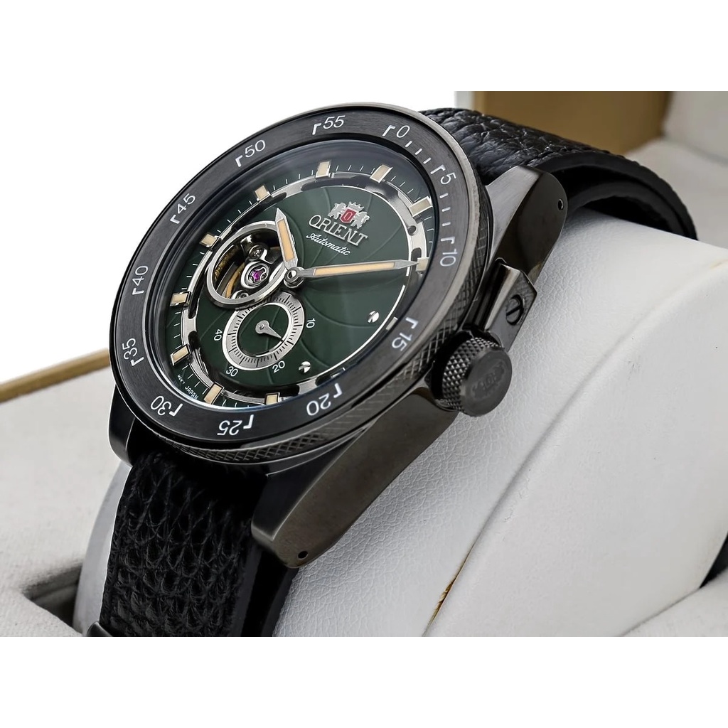 Đồng hồ nam  Orient Automatic Retro Future Camera RA-AR0202E10B