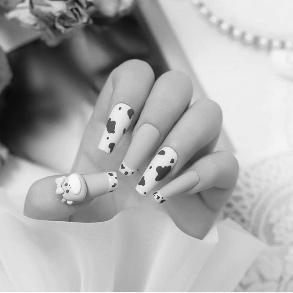 Phụ Kiện Trang Trí Móng Tay Hình Bò Sữa May Mắn Dễ Thương