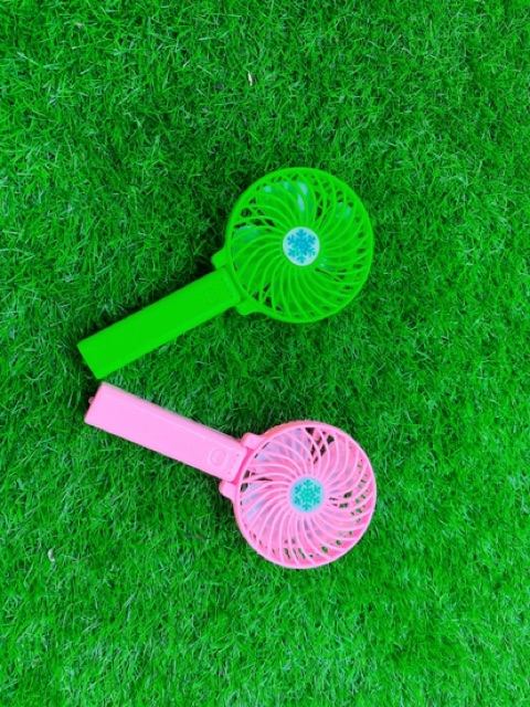 Quạt mini cầm tay tích điện điều chỉnh nhiều tốc độ | BigBuy360 - bigbuy360.vn
