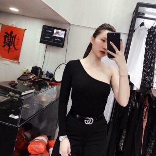 Áo lệch vai 1 tay trơn