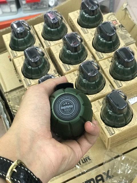 Pin dự phòng Remax RPL-28 #lựu_đạn dung lượng 5000mah