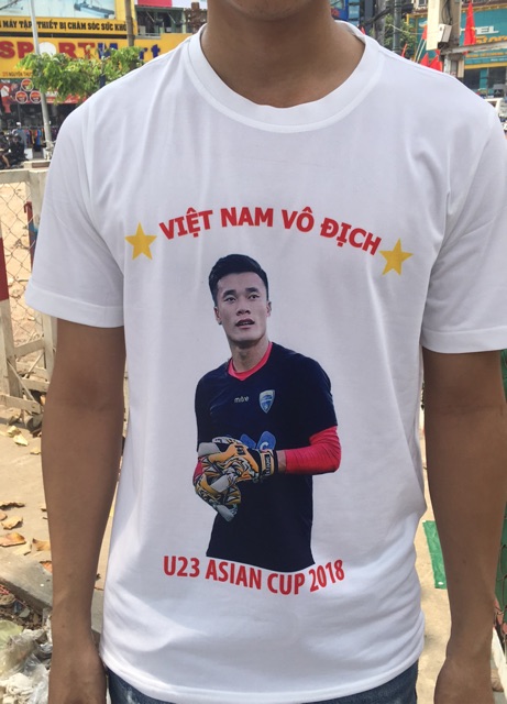 Áo thun Bùi Tiến Dũng U23 Việt Nam Vô Địch Cổ Động Trắng