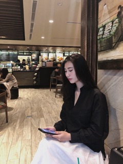 Áo sơ mi cổ V