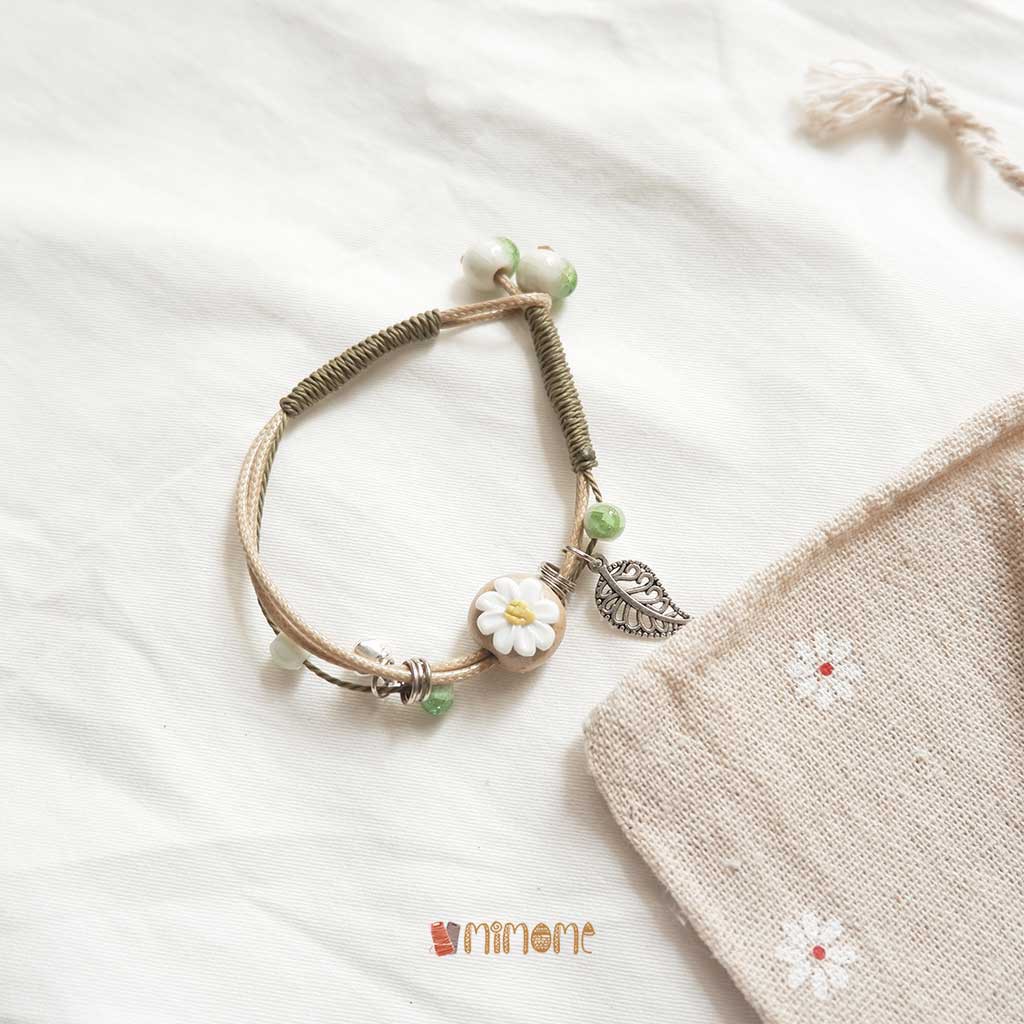 Vòng gốm hoa phối chiếc lá