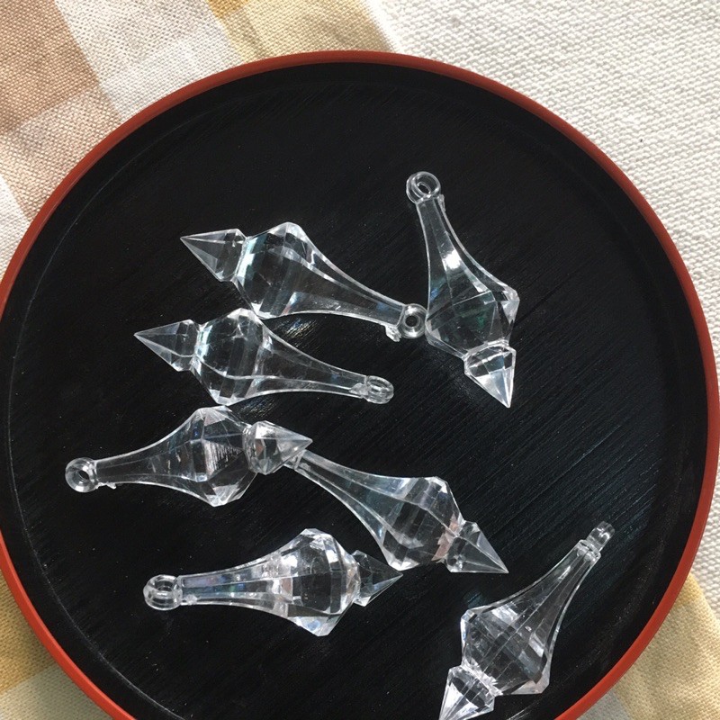 Hạt pha lê nhựa tròn - giọt nước có lỗ xỏ dây