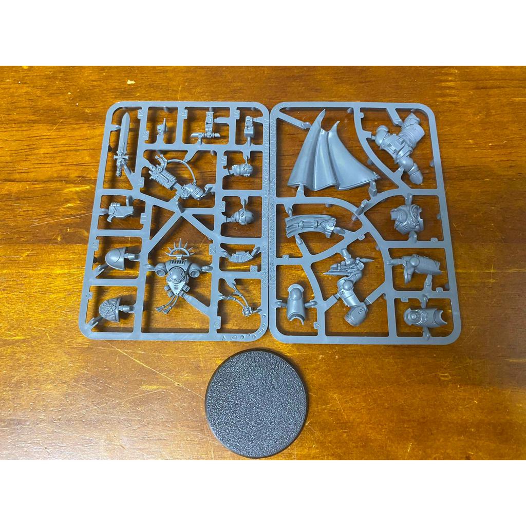 Warhammer 40k Characters New/Unbuild