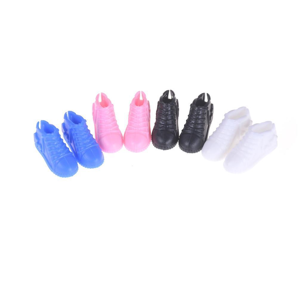 Bộ 4 Giày Thể Thao Xinh Xắn Dành Cho Búp Bê Barbie