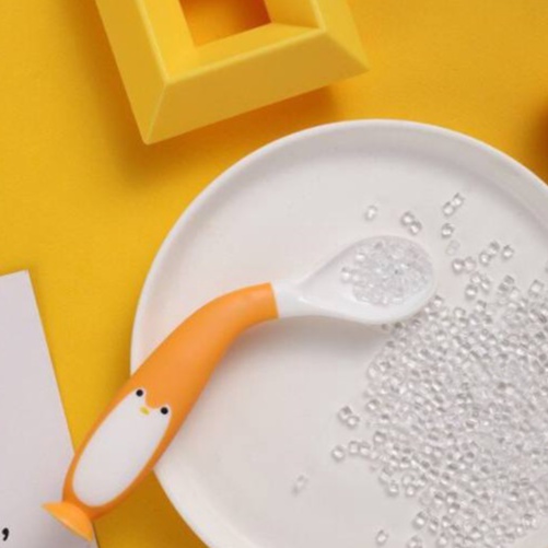 Muỗng, thìa ăn dặm hình chim cánh cụt có thể uốn cong cho bé