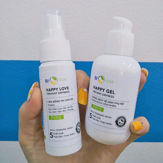 Dung dịch vệ sinh phụ nữ biocos(gel hạnh phúc,gel tình yêu)