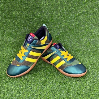 Giày đá bóng futsal mới cực đẹp