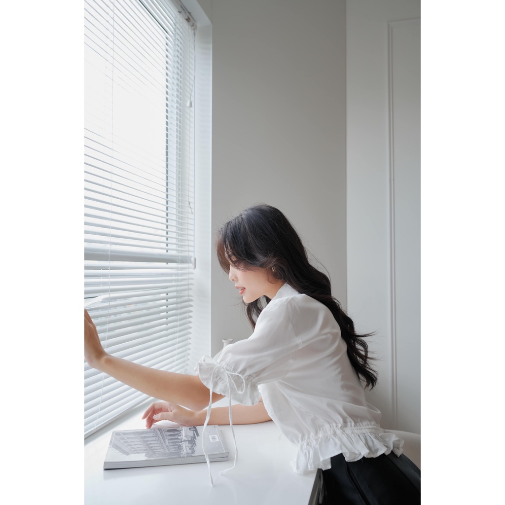 Áo croptop nhún tay thắt nơ - HERA Shirt